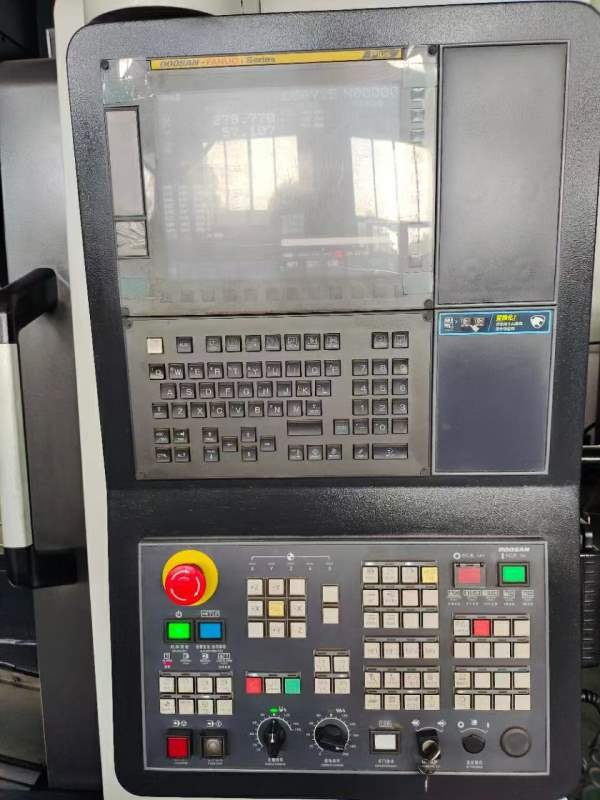 韩斗国山DNM4505加中工心发那科Plus系统三轴行程:8004.