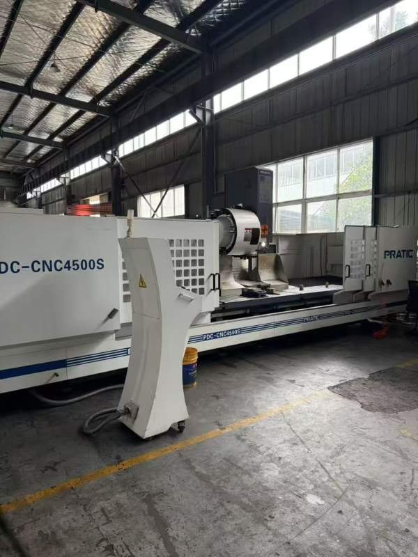工厂在位处理重型普拉迪4500材型加工中心，发那科m f .