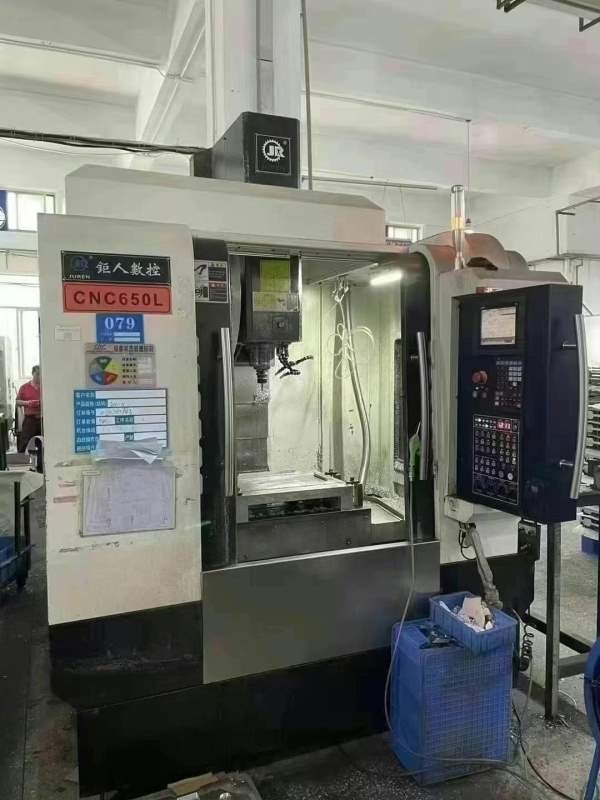刚买下广东工厂650加工中心20台清一色，2020年出厂，.