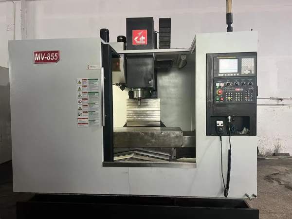 正权855加工中心，发那克系统，三轴线轨，BT40主轴，1.