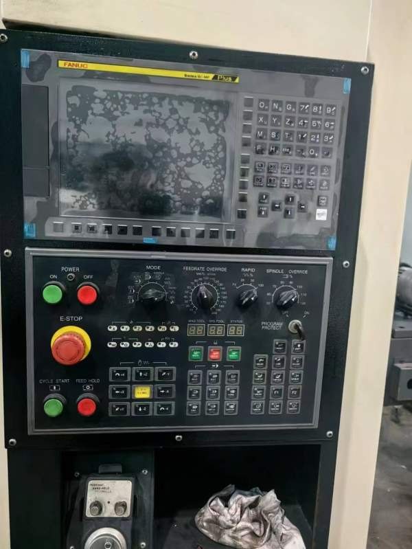 昆山良将MCV-1160L加中工心主轴：BT40主轴8000转速轨.