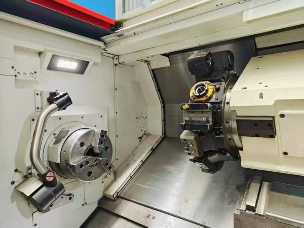 日本mazak300MYL车铣，带动力，中心架，带Y，长一米