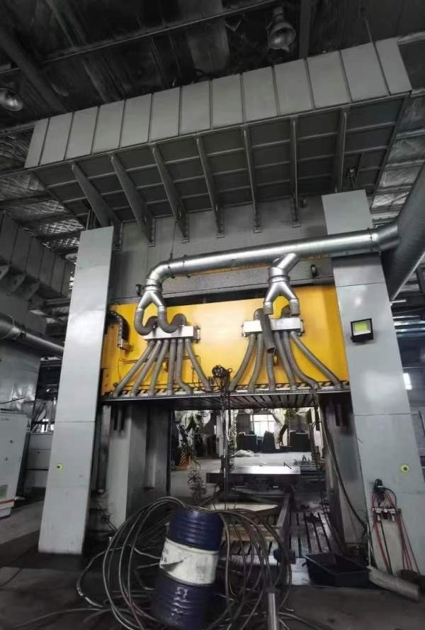 框架江东3500吨，台面28003500，行程1600，开口2400，.