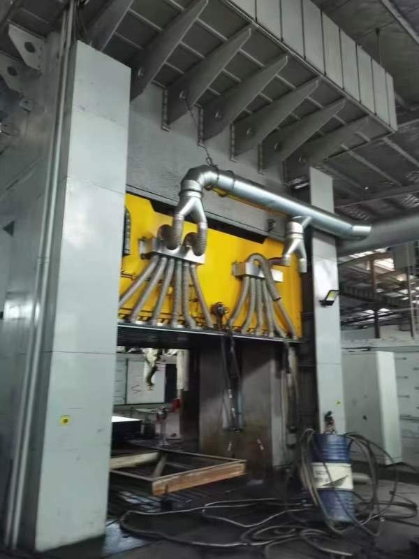 框架江东3500吨，台面28003500，行程1600，开口2400，.