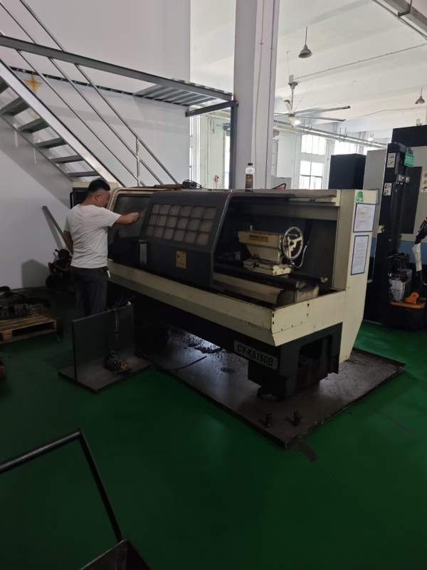 同款两台云鸡6150B1.5米数控车床，液压卡盘，广数系统.
