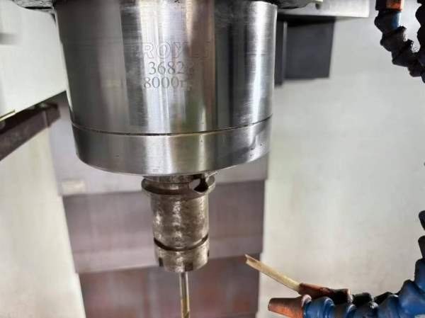 海天VMC1000立式加工中心，22年出厂仅用使3000多个小.