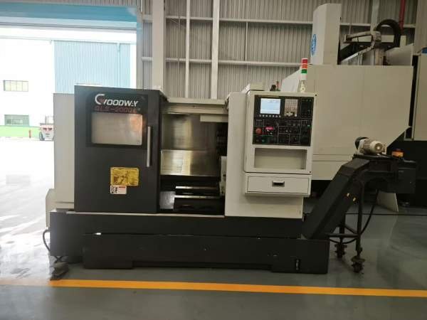 仓库新货到位程泰GLS 2000Le数控车床发那科Oi-TF 系统.