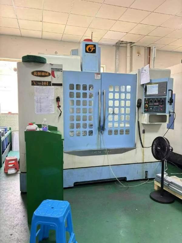 新定工厂在位，台湾晁群1060，准新，三线轨，BT40/120.