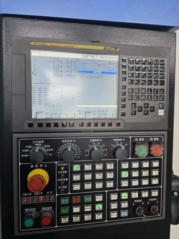 准新1150加工中心到货一台，三轴线规，bt40主轴带320.