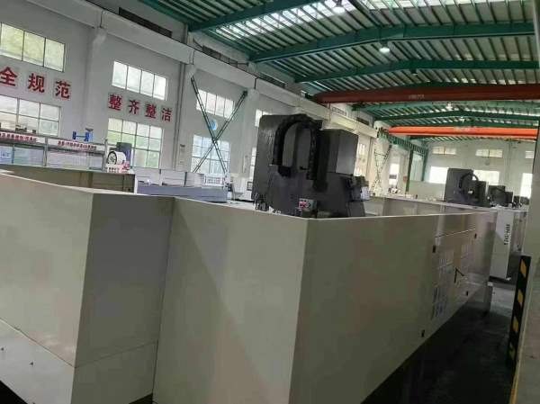 还剩后一台哈驰数控4500型材加工中心 全是利润 差不多.