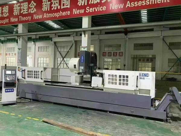 还剩后一台哈驰数控4500型材加工中心 全是利润 差不多.