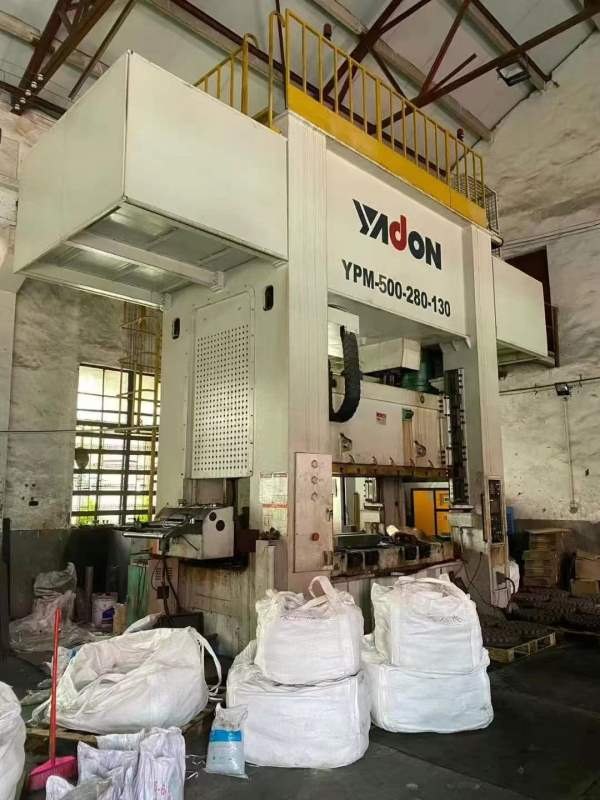 扬锻闭式双点压力机YPM-400公称力400KN滑块行程400mm.