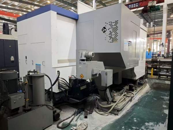 基本全新安装少用沈阳HMC-80Q单台卧式加工中心，三轴.