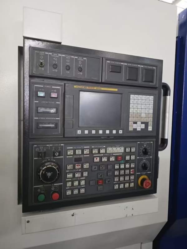 韩国原装威亚600AW数控车床，硬轨机，主电机30/37Kw，.
