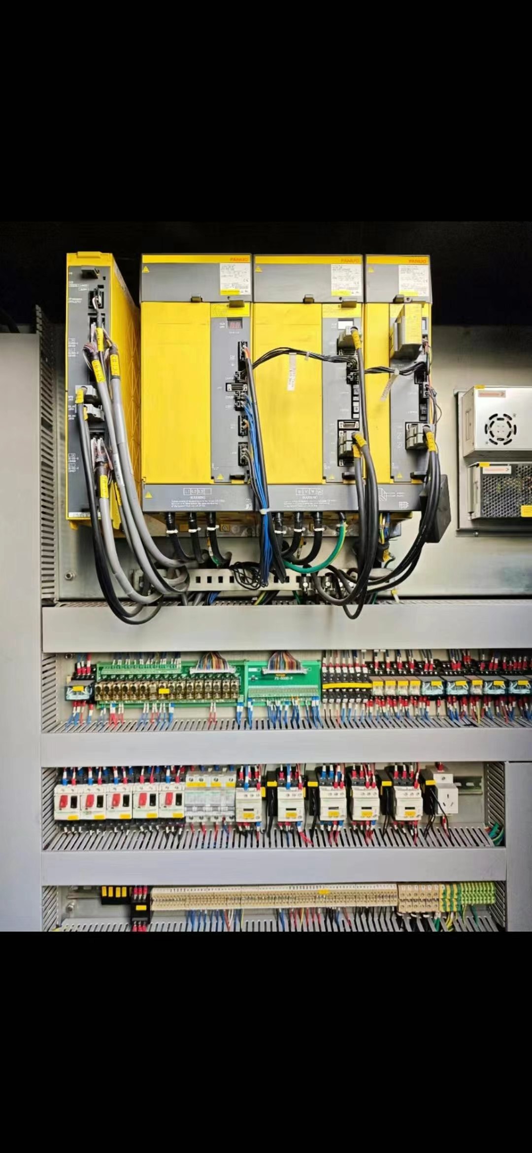 纽威VNL803H数控立车，回转直径1000，加工高度600，转.