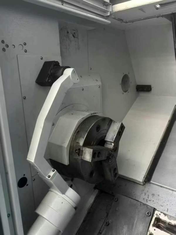 马扎克QTS350，12寸卡盘。参数如下：回转直径：830mm.