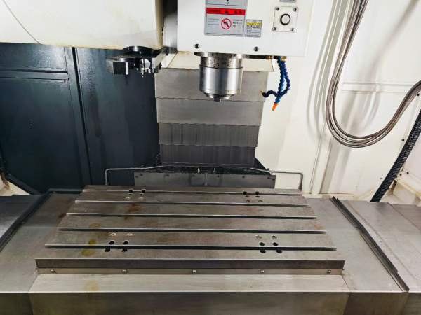 新到两台2021年中国苏州一线品牌纽威1150S重型加工中.