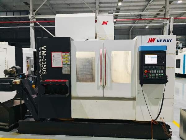新到两台2021年中国苏州一线品牌纽威1150S重型加工中.