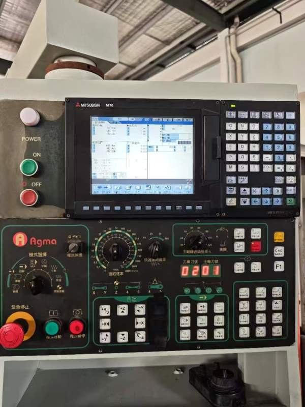 新到同款两台台湾艾格玛VMC-106立加、三菱M70系统、台.