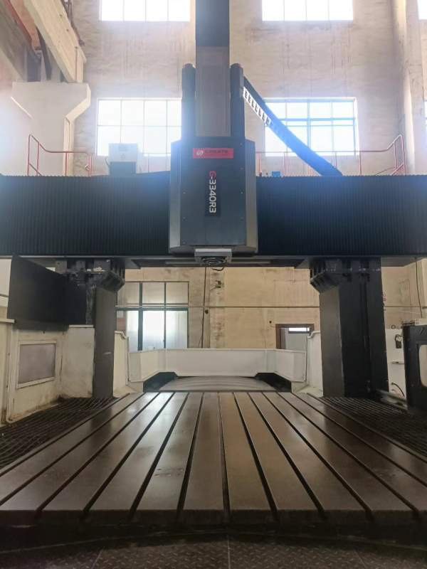 2019年 准新 台群3340重型龙门，法那科MF系统，工作台.