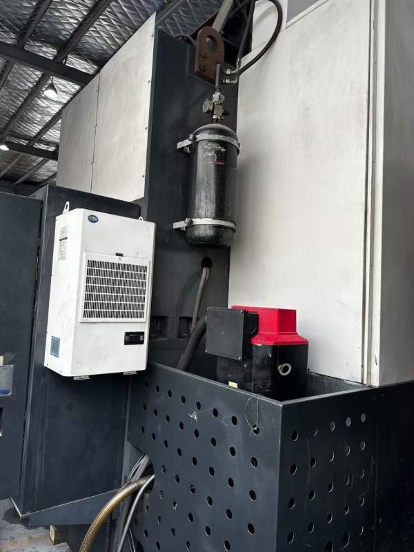 降价出售纽威800数控立车，需要的联系