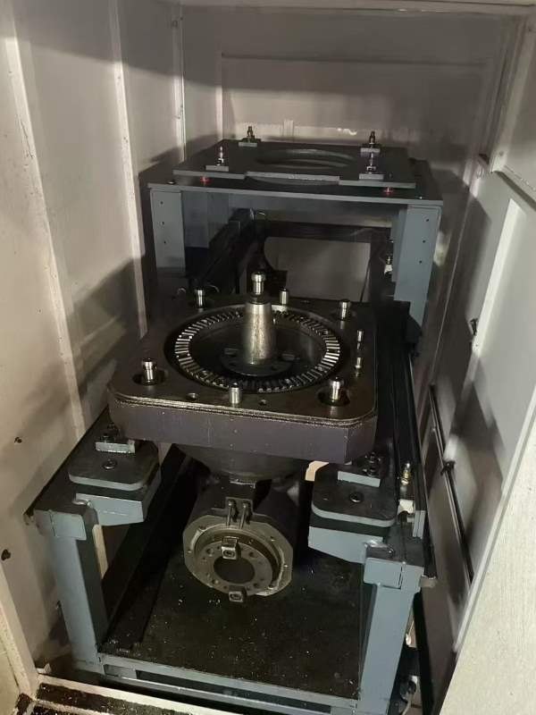 出售：台牧龙门加工中心，门宽3600，门高1800，行程13.