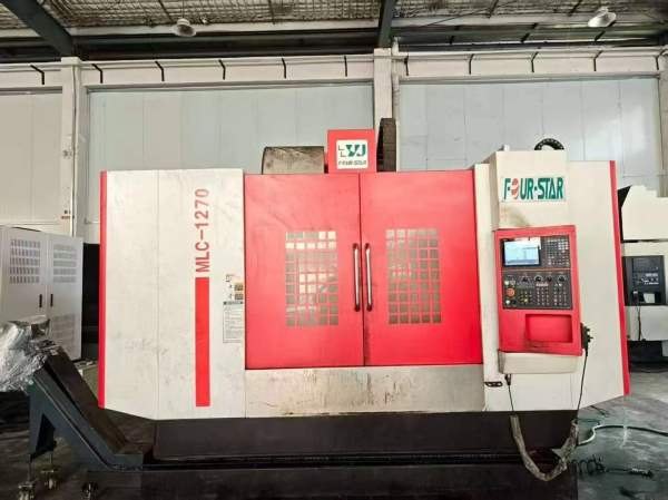 刚刚拿下一台少用台湾永鉅重型1270立加、三菱M80系统.