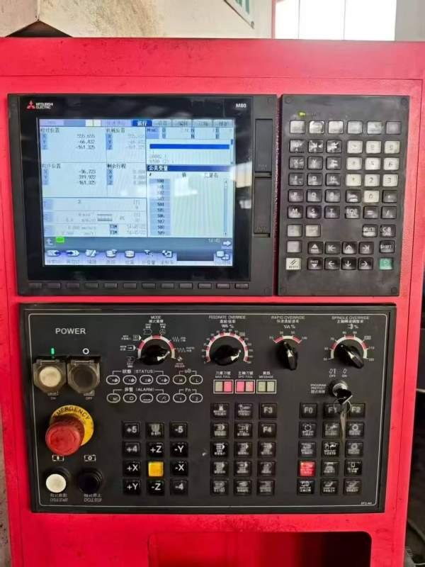 刚刚拿下一台少用台湾永鉅重型1270立加、三菱M80系统.