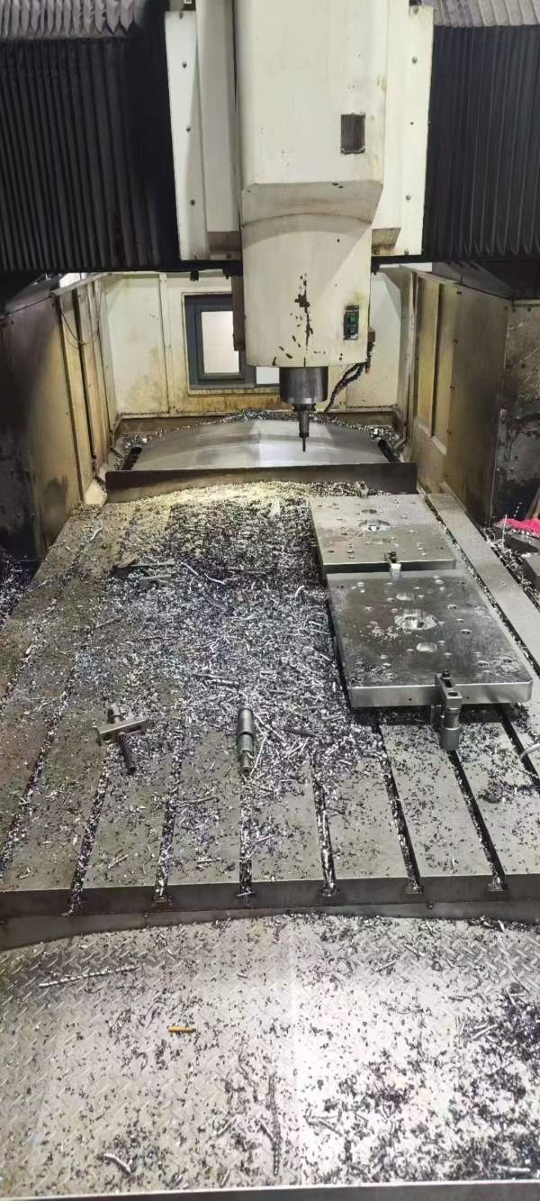 广东工厂买下超级便宜高峰3022数控龙门发那科系统两线.