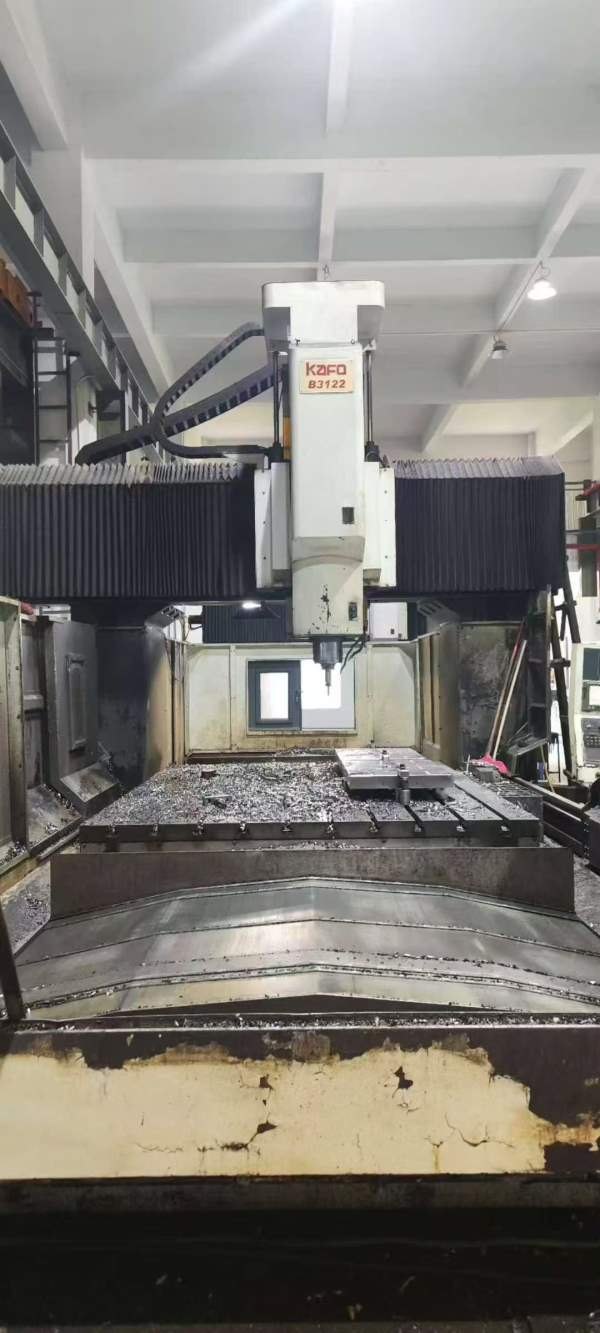 刚买一台高峰3022数控龙门发那科系统两线一硬导轨工厂.