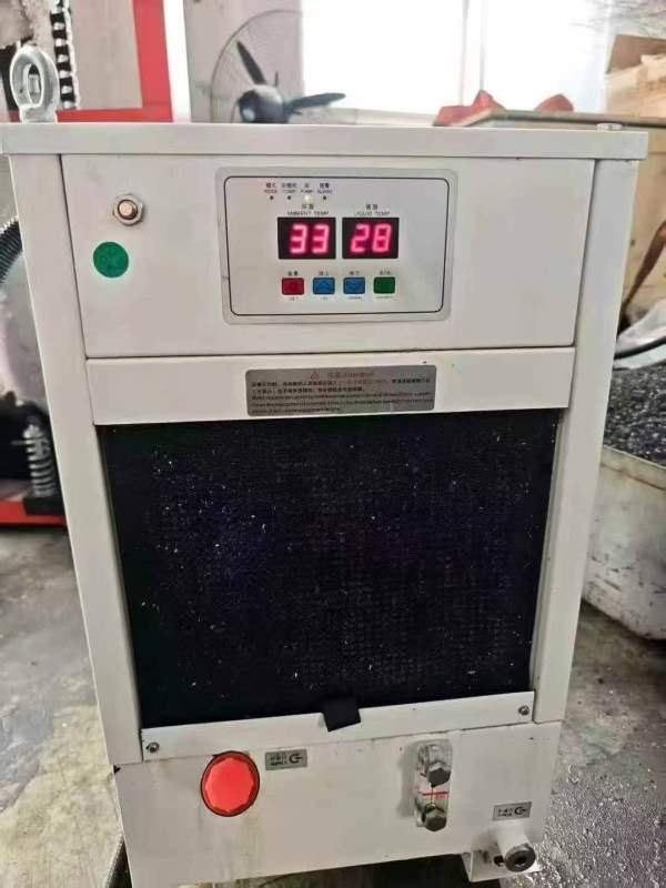 850立加.几个W国盛850立加一台、三轴线轨、三菱M70系.