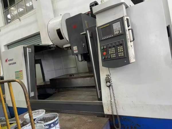 苏州纽威1806H加工中心工作台尺寸:1800800mm三轴行程:.