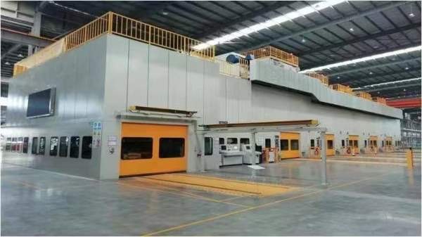 国内冲床品牌济南二机系列迈特力产：2400T-1200T-800T.