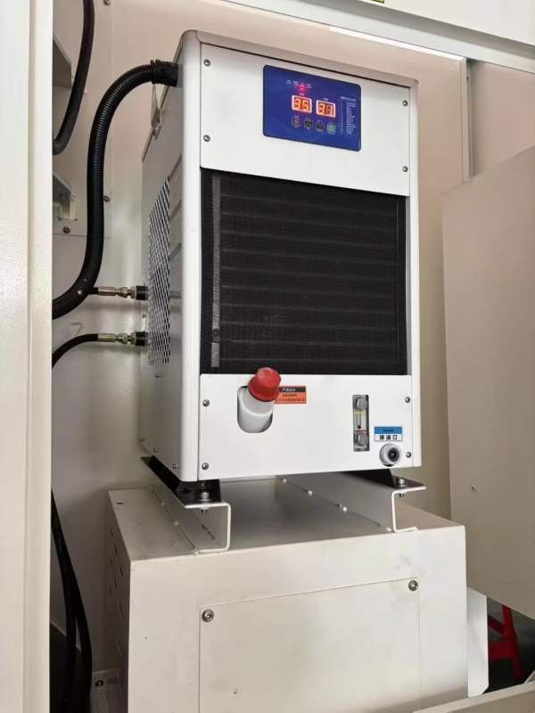 工厂刚定同款5台1160加工中心，2025年机器，三菱M80系.