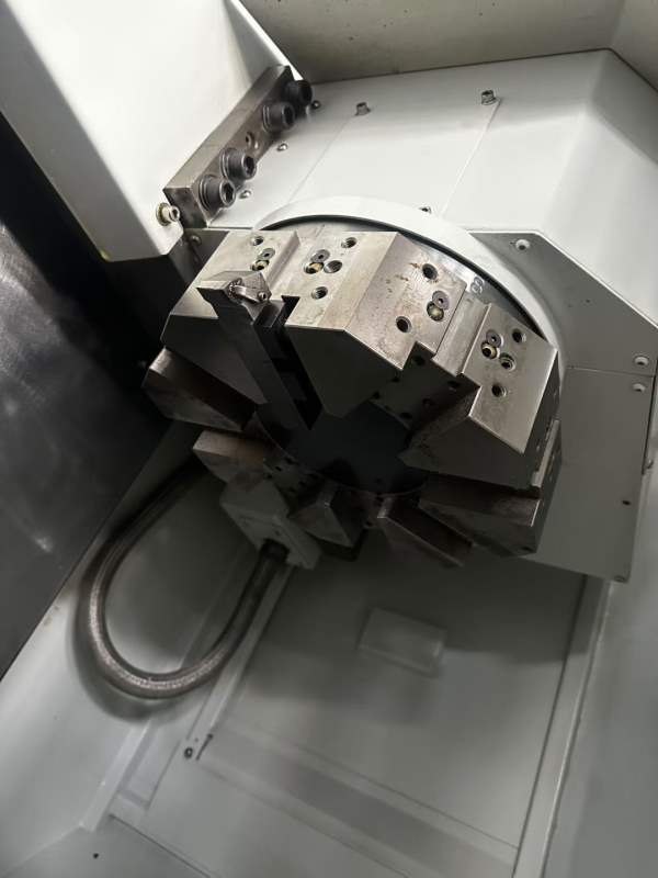 油欣VL-450R数控立式车床加工高度为450mm，回转直径55.