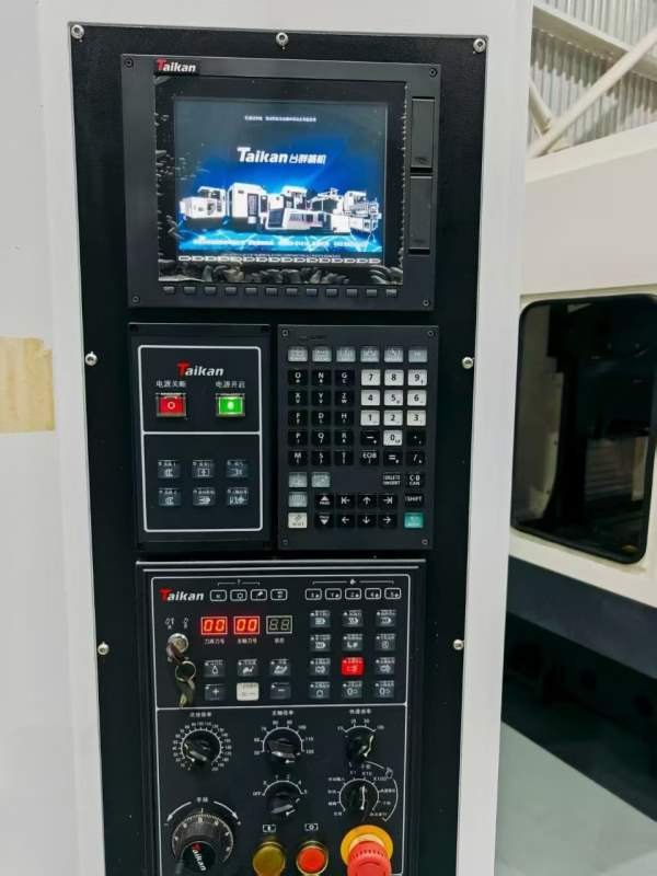 台群经典款T700钻攻2020年7月 三菱M80系统BT30主轴200.