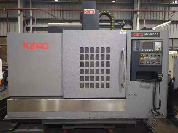 2019年台湾高峰1050A加工中心，三轴线规BT40刀柄，主.
