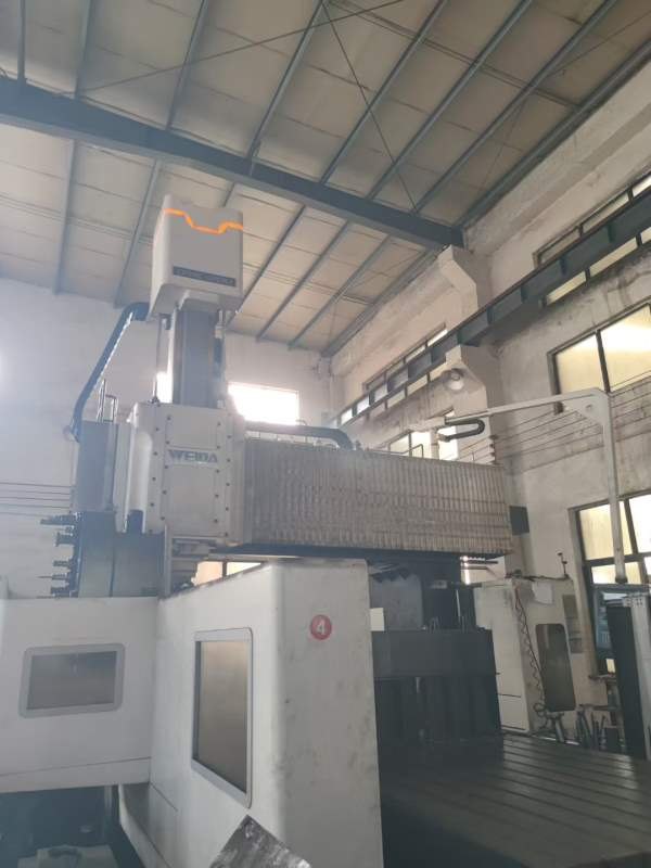 二手新准威达4028龙门工加中心，22年设备  发那科普斯.