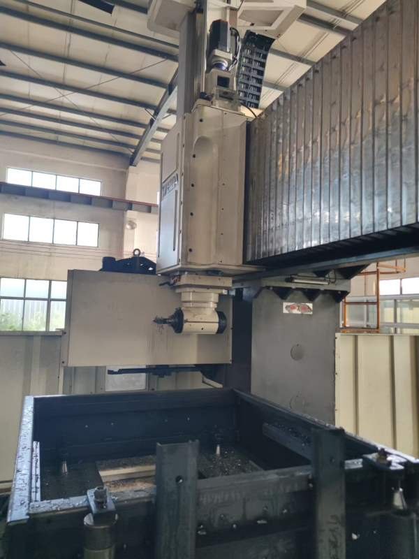 二手新准威达4028龙门工加中心，22年设备  发那科普斯.