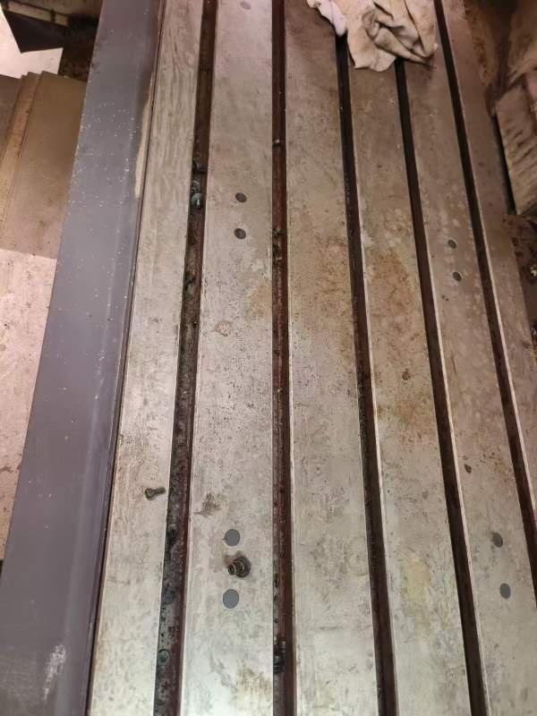 台湾凯柏CNV1050立加，台湾罗羿主轴，24把机械手刀库.
