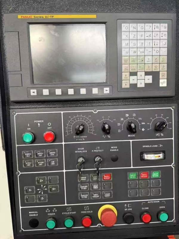 油欣VL-450R数控立式车床，加工高度为450mm，回转直径.