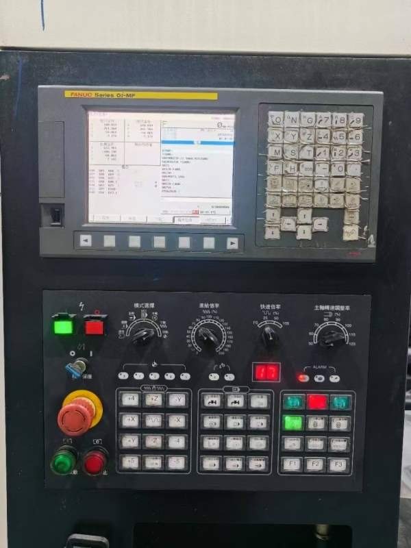 同款2台，台湾铁王高配1055L加工中心，发那科OI-MF 系.
