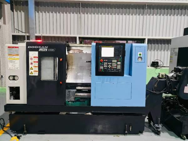 新到一台2020年韩国斗山 LYNX 235M车铣复合，发那科OI.