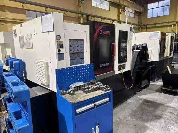 买下一批乔锋580U刀塔机西门子828D系统 A2-6主轴 8寸.