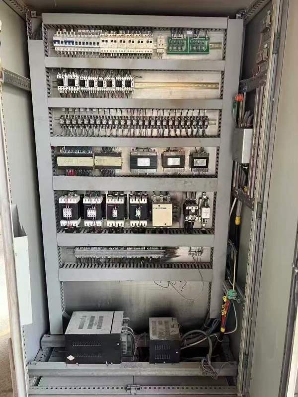 齐二5225立车，基本全新，工厂在位出售