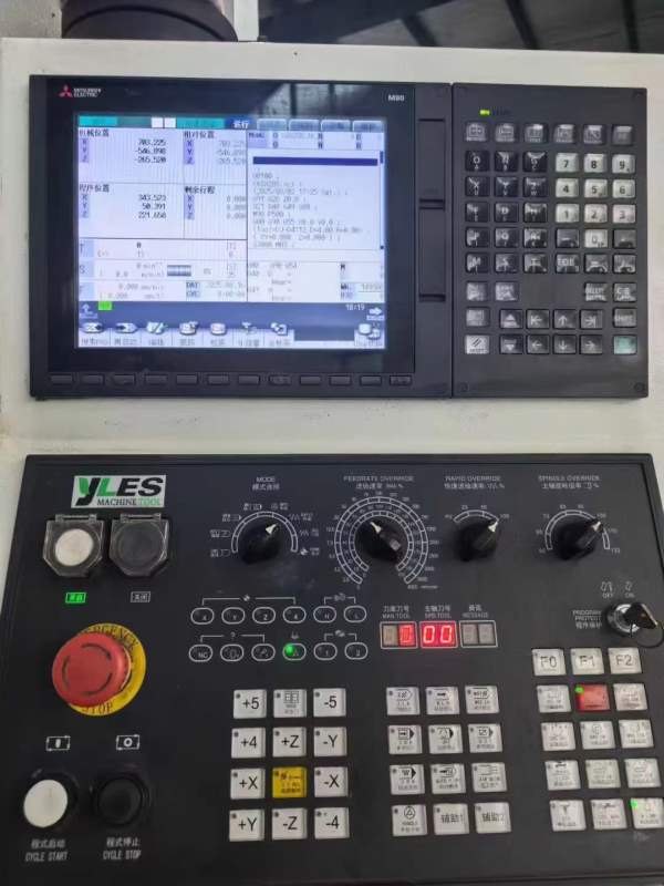 重型雅力士VL1580控数铣床两一线硬轨导，Y四轴条线轨B.