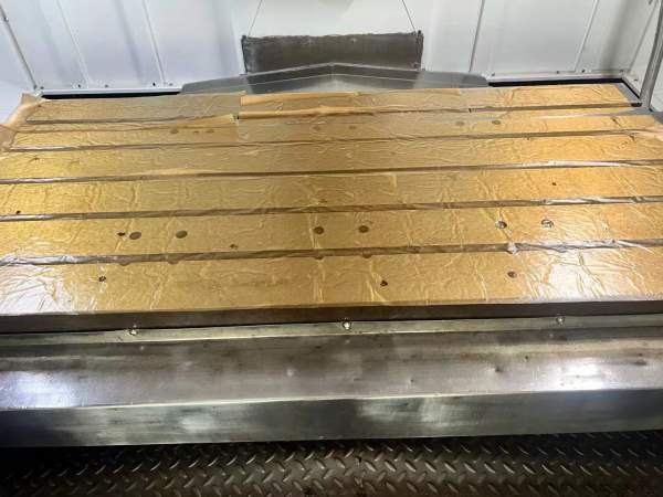 新到，上海台晟1580，两线一硬，台正机身，Y轴4导轨，.