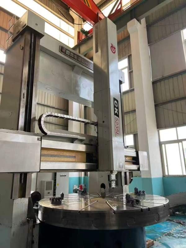 齐一3.5米原装数控立车西门子828系统Z轴行程1500mm，Y.