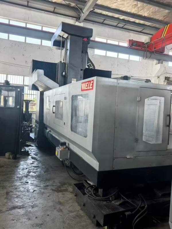 仓库到货靓机一台台湾威立SB-316龙门加工中心工作台15.