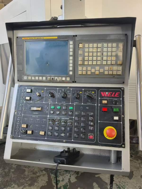 仓库到货靓机一台台湾威立SB-316龙门加工中心工作台15.